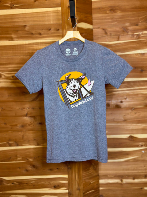 Heather gray unisex Bella Canvas graphic tee shirt  of happy dog riding in a jeep